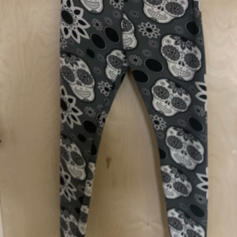Women's Gray Sugar Skull Print Leggings